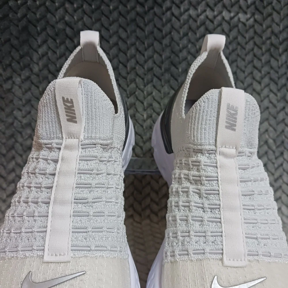 Nike React Phantom Run Flyknit 2 True White Silver Women's Running Shoes Size 9
